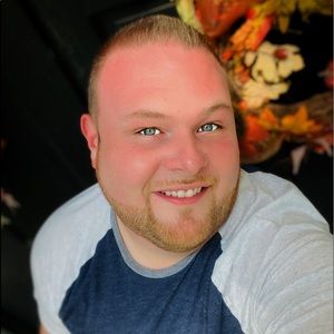 Meet your Posher, Zach